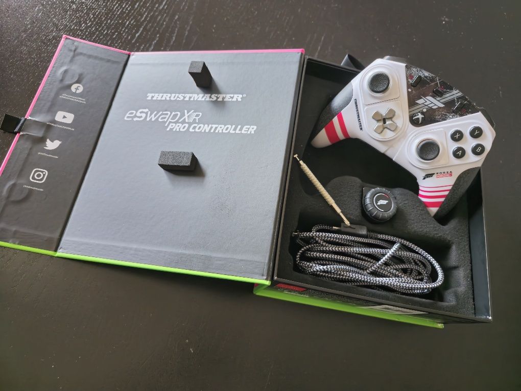 Controller Thrustmaster ESWAP XR PRO Forza Horizon 5 Edition Sibiu • OLX.ro