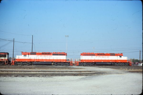 SD40-2s 955 and 956 at Memphis, Tennessee on November 2, 1978