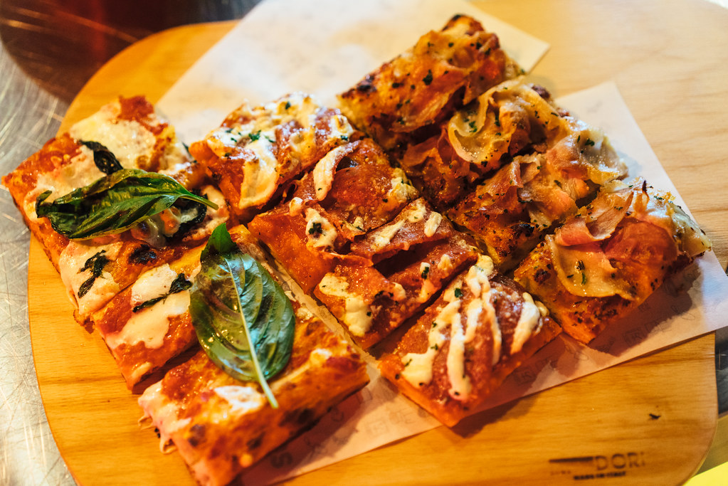 Looking for Delicious Pizza? Check out Emmy Squared