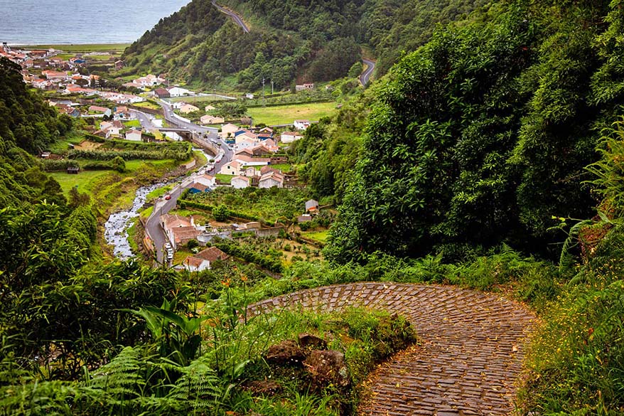 Faial da Terra Salto do Prego hiking trail