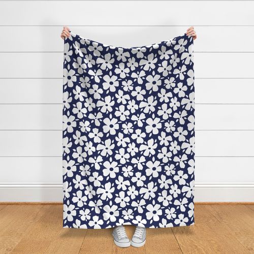 Red and Blue Daisy Flowers Large - Navy