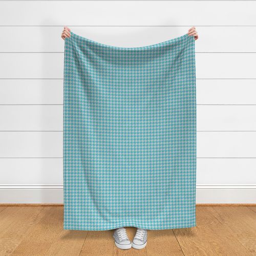 Turquoise and White Houndstooth Plaid