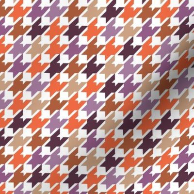 Classic Parisienne Pied de poule vintage fall plaid houndstooth design french fashion orange purple halloween palette 