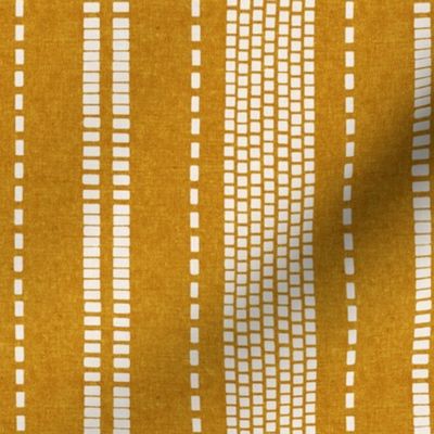 stitches stripes - gold - LAD23