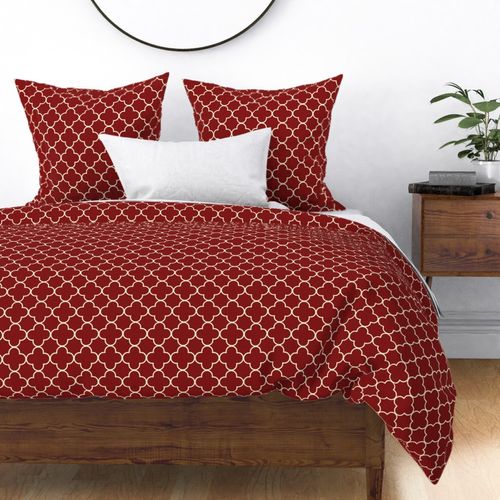 Crimson Red and Cream Quatrefoil Wallpaper