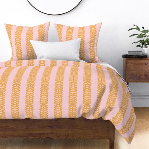 Palm leaf stripe with dots/vibrant orange and blush/medium 