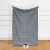 Textural Houndstooth (Medium) - Medium Gray & Charcoal Gray