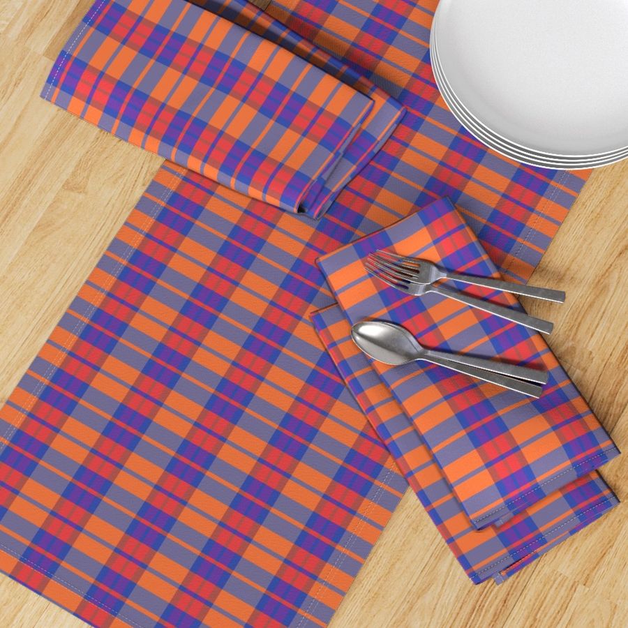 Vaporwave Daviana Plaid Pattern - Orange Blue Scarlett (M) 6 Inch