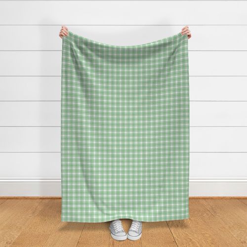 Textured Tartan Mini Plaid In Grass Green (Small Scale)