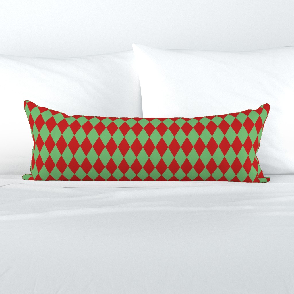 Diamond pattern green & red