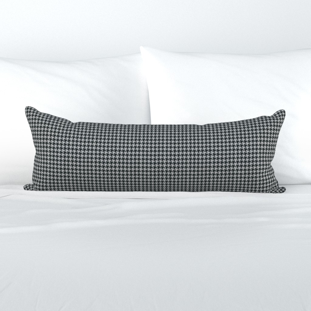 XS-3in Black & White Classic Houndstooth with Faux Tweed Texture