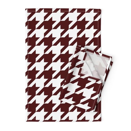 Houndstooth Check // Maroon Red ((Medium))