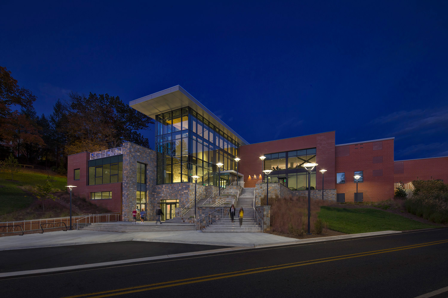 brown dining hall 06