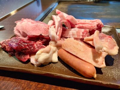 てこ舞梅田本店の焼肉盛り合わせ2