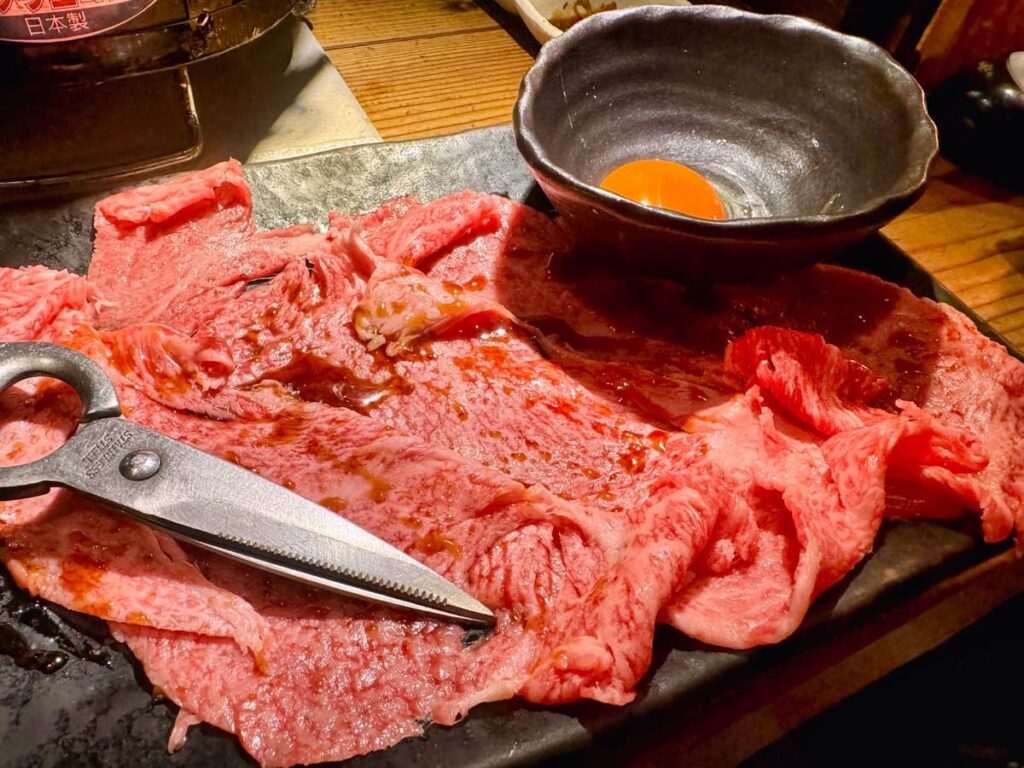 焼肉万両 南森町店のしゃぶ焼き20秒上ロース 濃紅赤玉子付