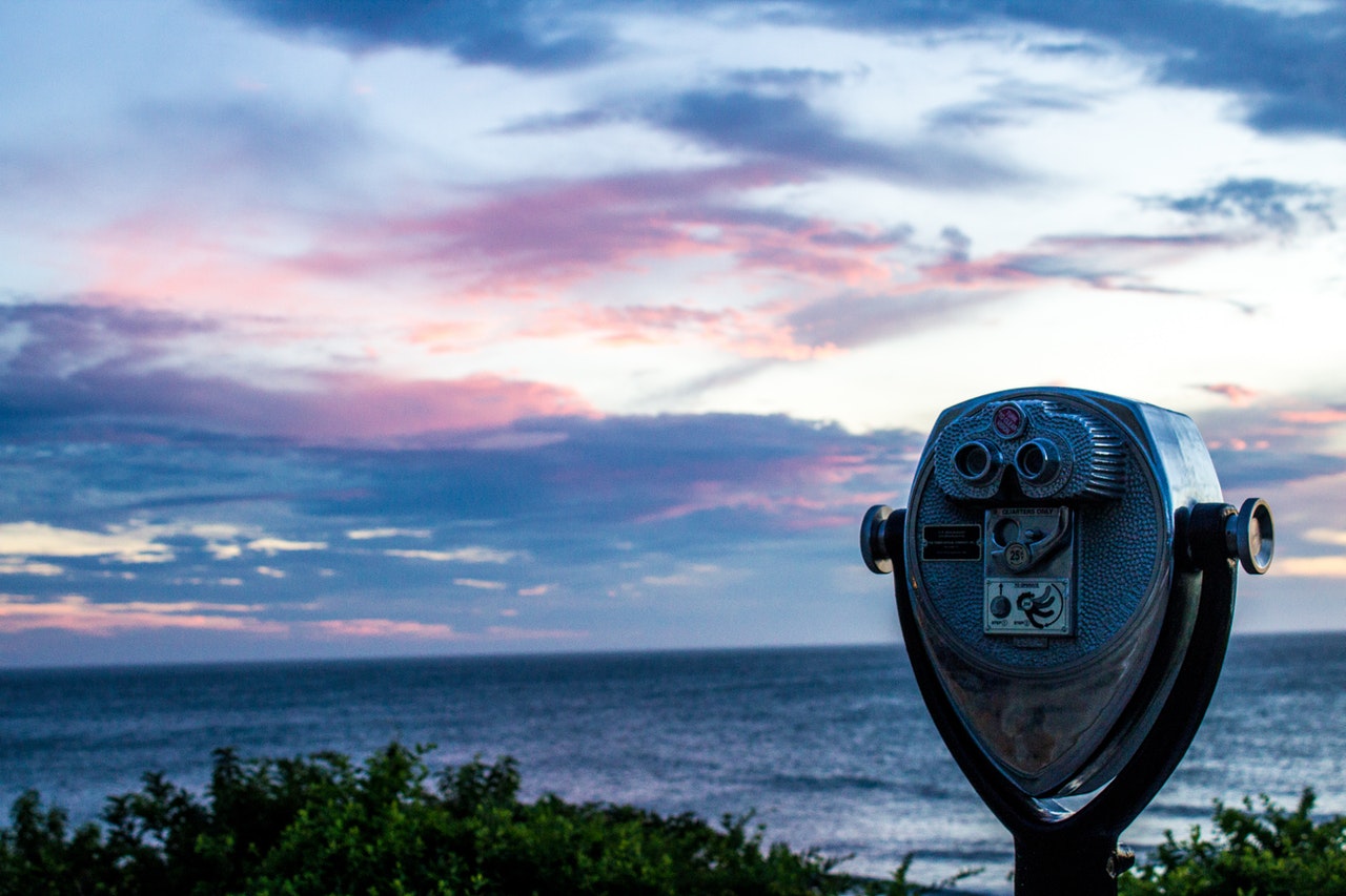 A tower viewer looking over the sea to represent Vision Statements