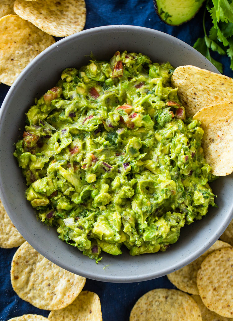 The Best Chunky Guacamole