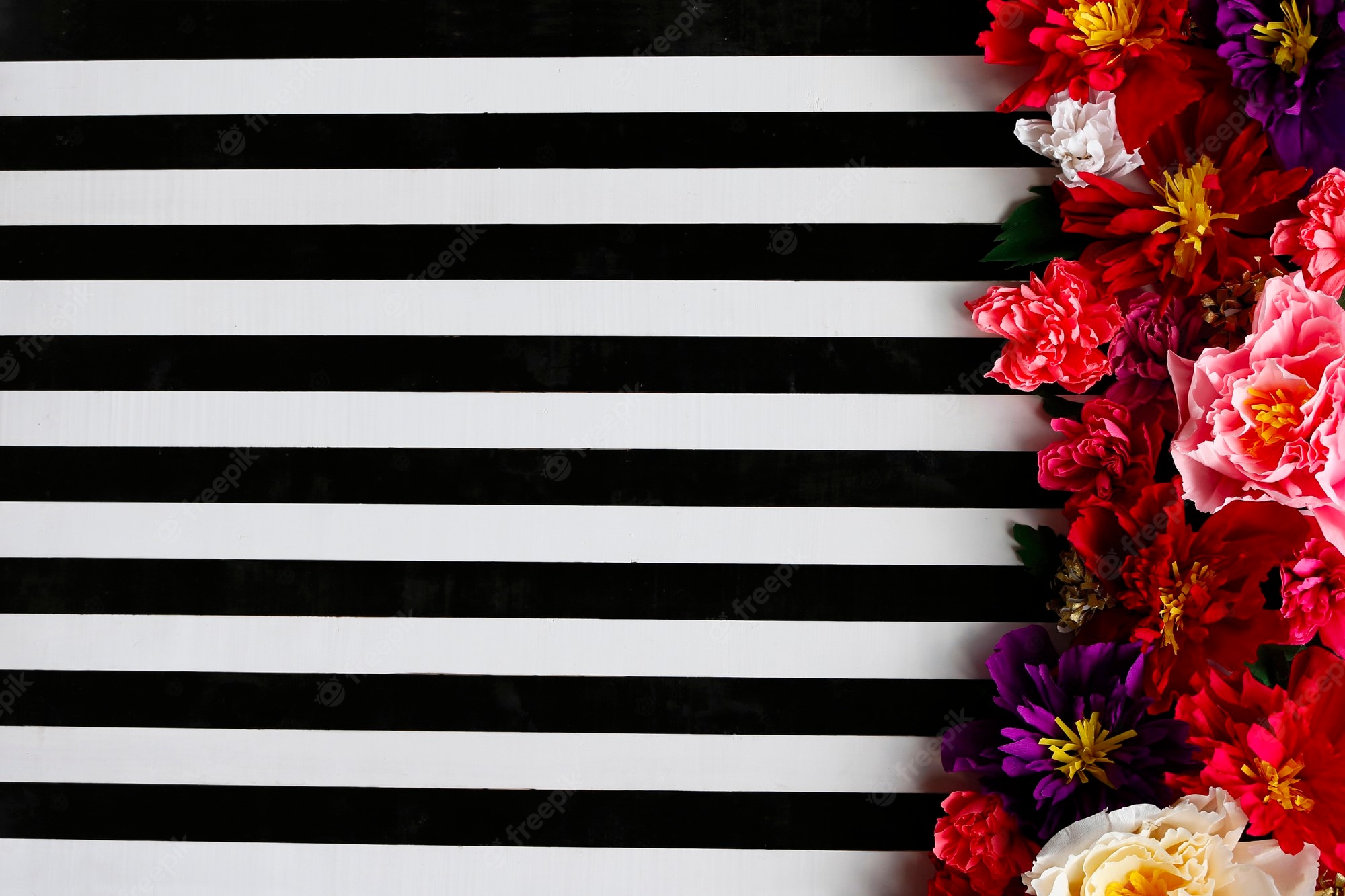 Large Black And White Floral Wallpapers