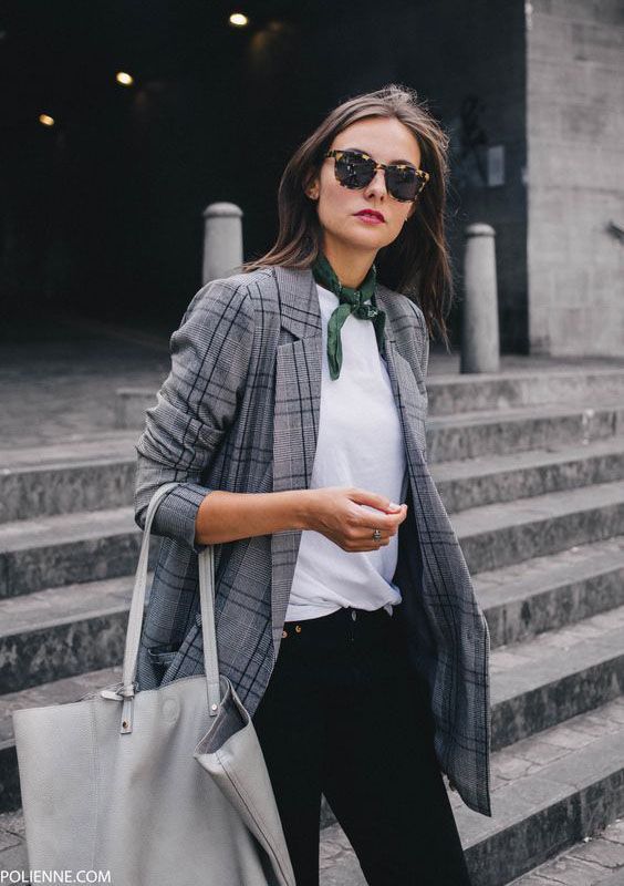 Blazer cinza xadrez: como aproveitar essa tendência em infinitos looks -  Guita Moda