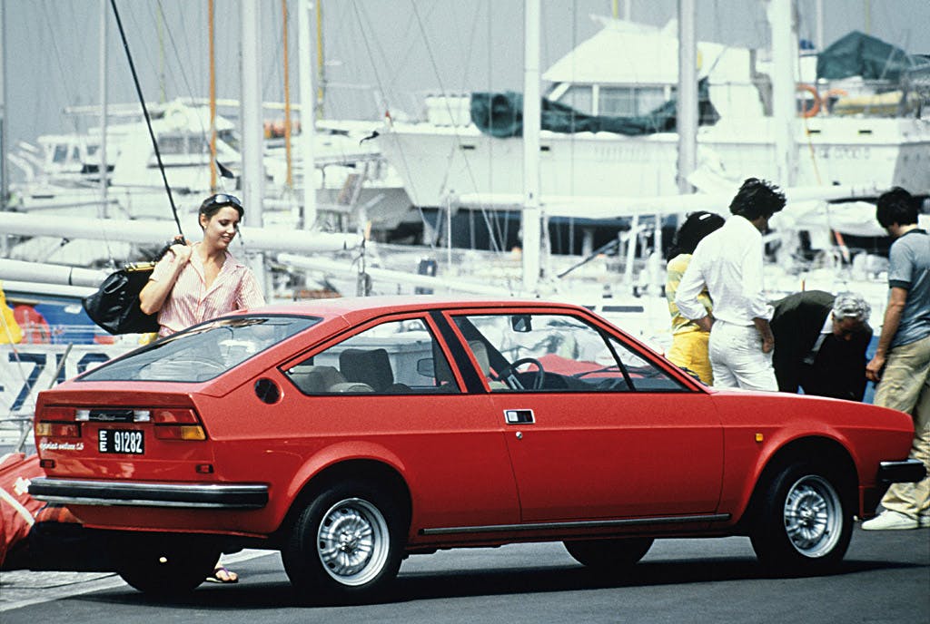 Alfa Romeo alfasud sprint rear three-quarter