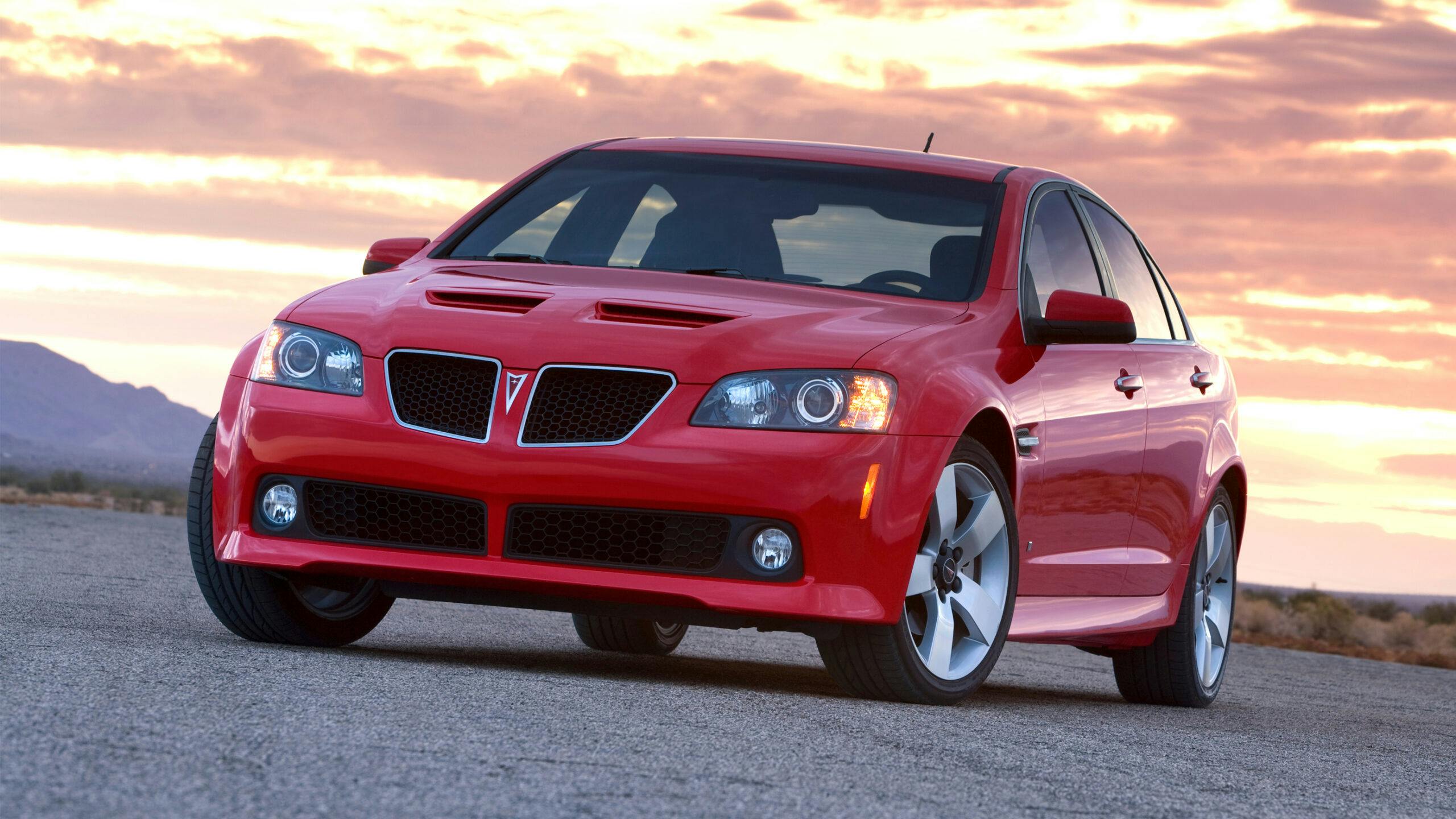 Pontiac-G8-GT-front-three-quarter