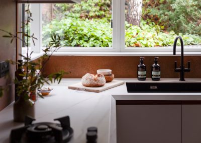 burnished copper kitchen splashback