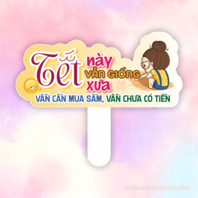 Hashtag Tết này vẫn giống xưa vẫn cần mua sắm, vẫn chưa có tiền