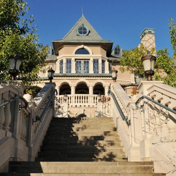 Belle Fiore Winery Granite Stone Stairs - HDG Building Materials