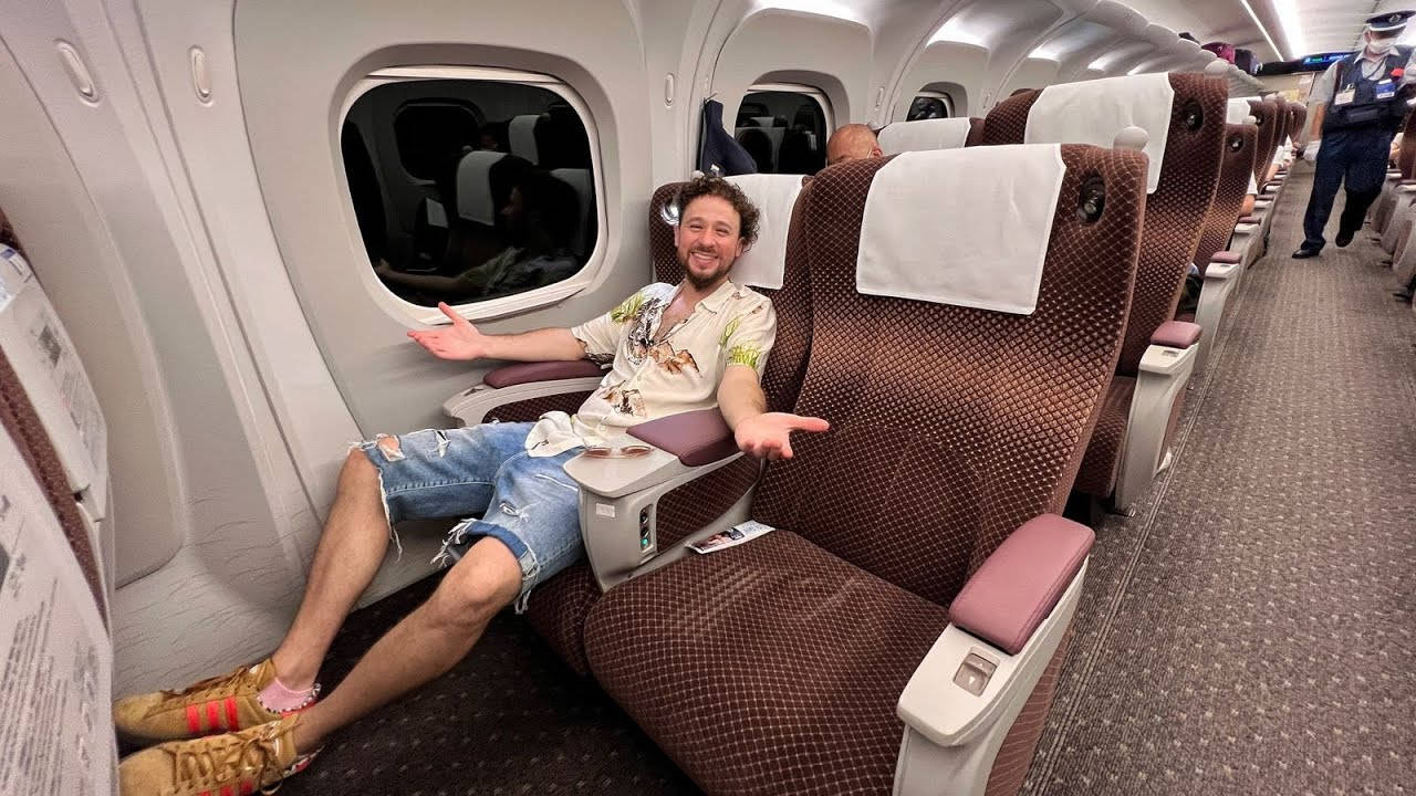 Luisito Comunica First Class Bullet Train Wallpaper