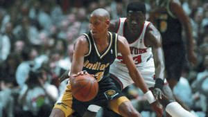 Indiana Pacers Old Player Reggie Miller Wallpaper