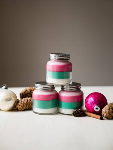 Layered Scent DIY Holiday Candles | HelloGlow.co