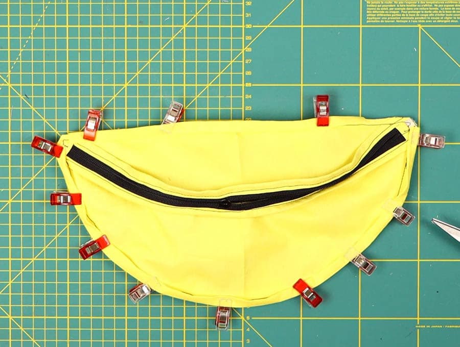 diy fanny pack pinned bias tape