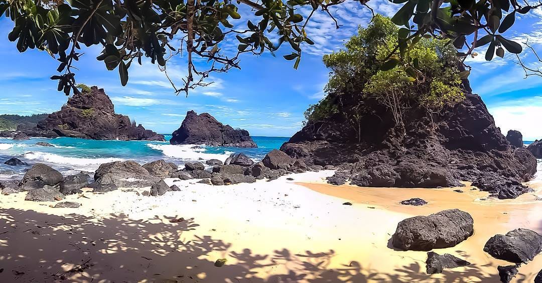 Pantai Amandangan, Surganya Para Peselancar