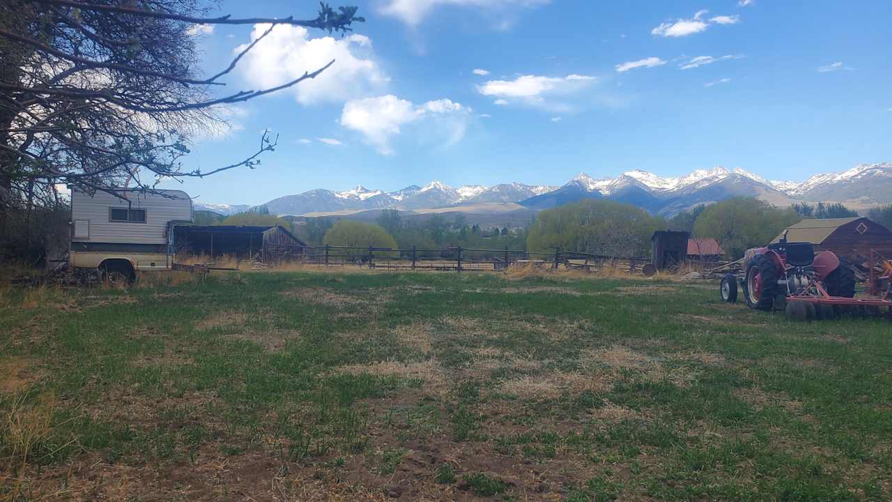 Breathtaking beaverhead basecamp