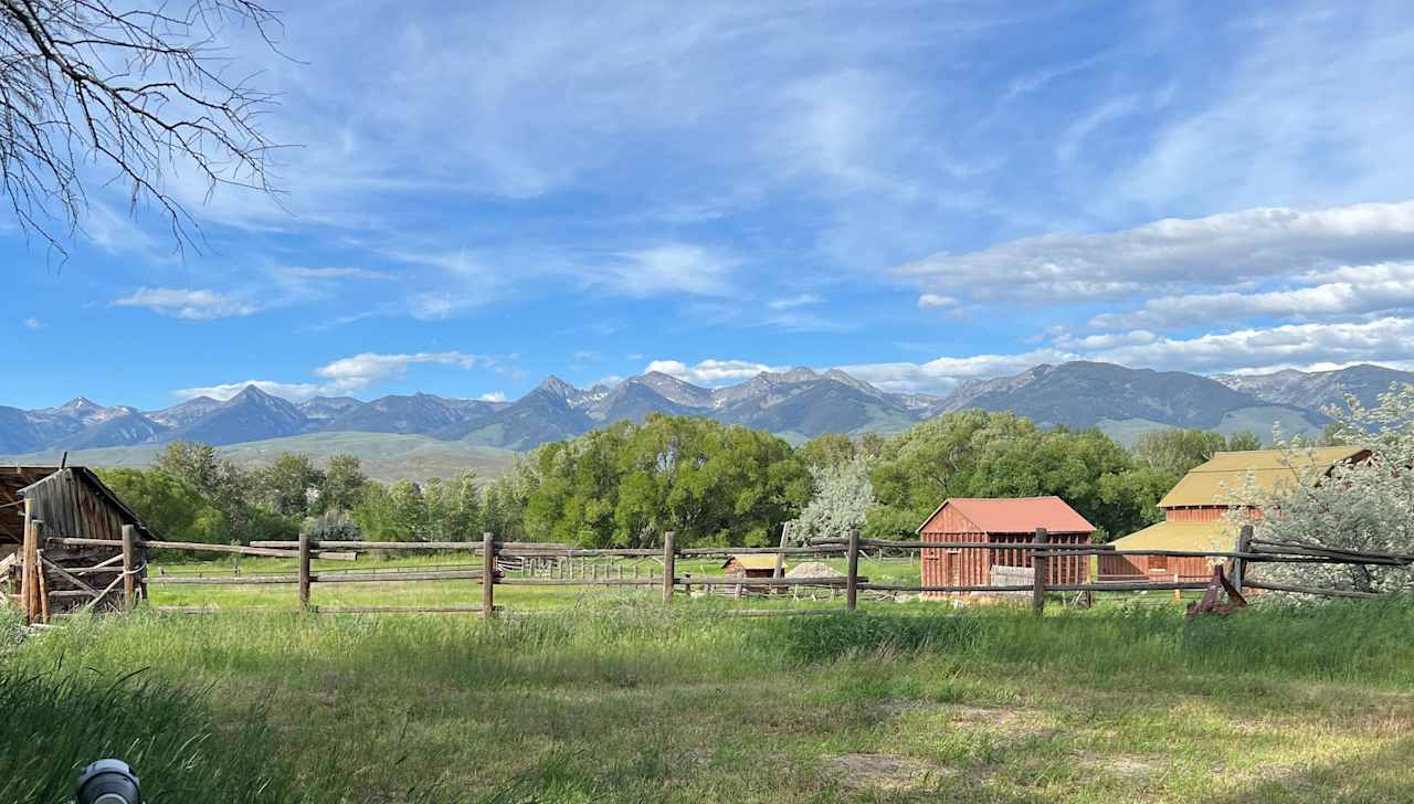 Breathtaking beaverhead basecamp