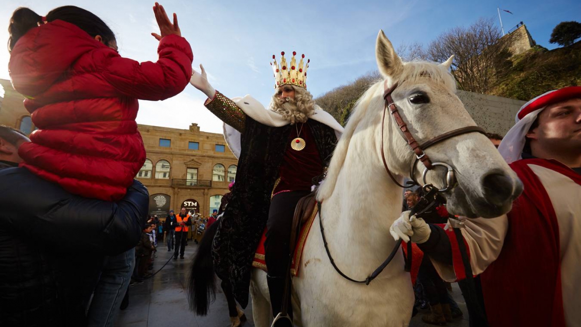 LOS REYES MAGOS LLEGARON A CABALLO