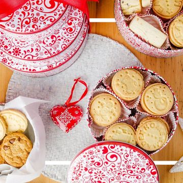 christmas-cookie-tins