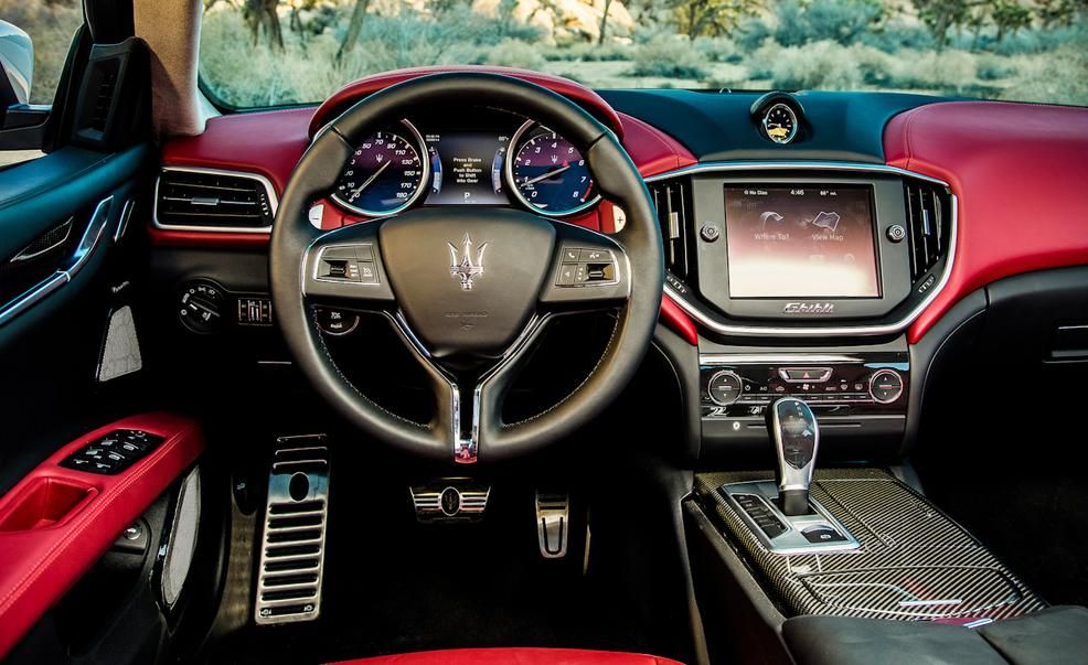 Maserati Ghibli Interior