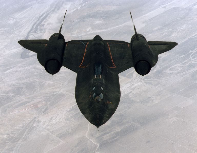 sr 71b blackbird aerial reconnaissance aircraft