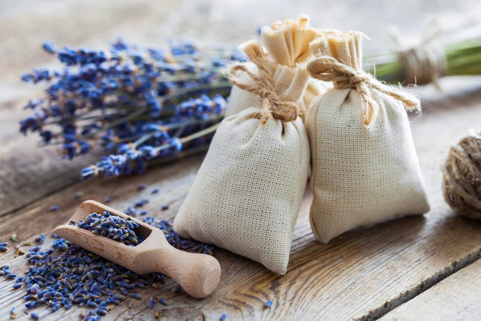 garden party ideas lavender sachet favors