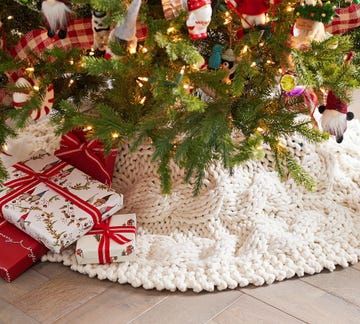 christmas tree skirts