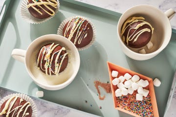 hot chocolate bombs