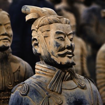 detail of terracotta statues in qin shi huangdi tomb