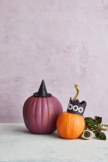 pumpkin decorating ideas pumpkin topped with witch hat