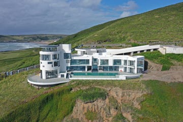 grand designs lighthouse, chesil cliff house in croyde, devon, for sale