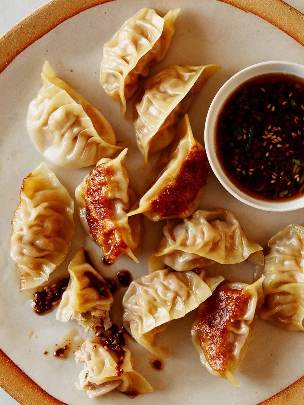 pork potstickers with dipping sauce