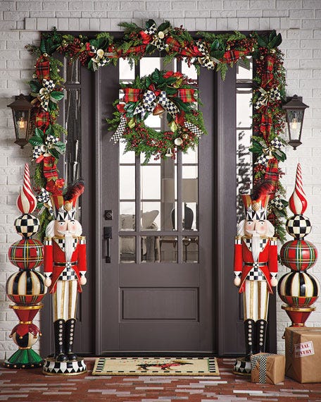 38 Pretty Christmas Door Decorations - Front Door Christmas ...