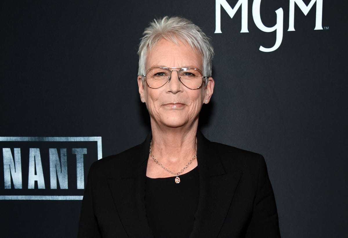 preview for Jamie Lee Curtis Knew She’d Marry Christopher Guest Before They Met