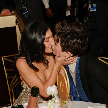 kylie jenner timothee chalamet kiss