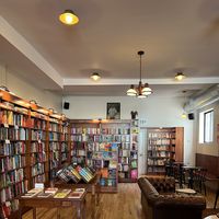 Liz's Book Bar